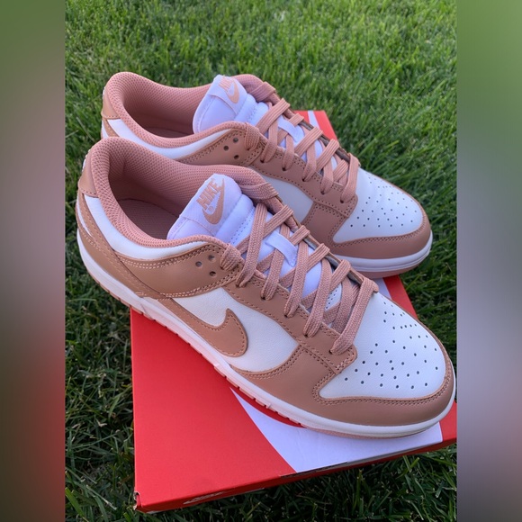 Nike dunk low “Rose Whisper” size 7 Women’s - Picture 7 of 9